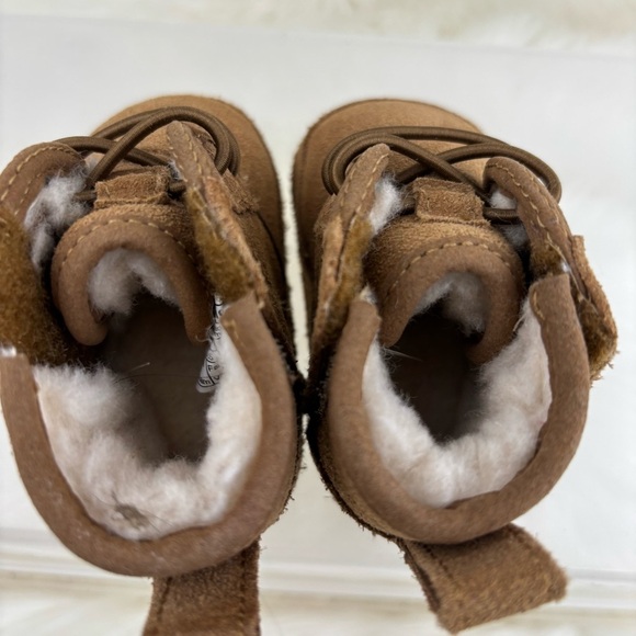 UGG Brown Ankle Boots with Plush Lining - Picture 4 of 7
